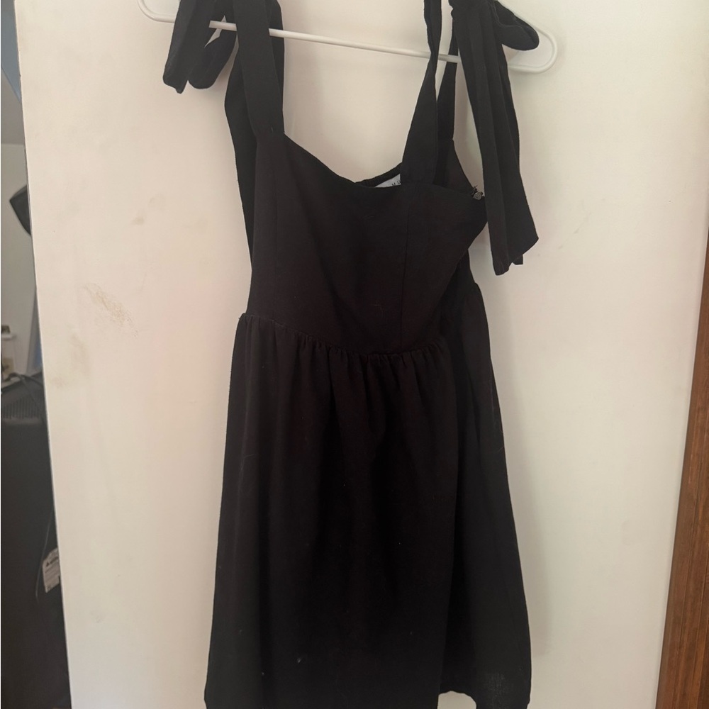 Elegant Black Dress
